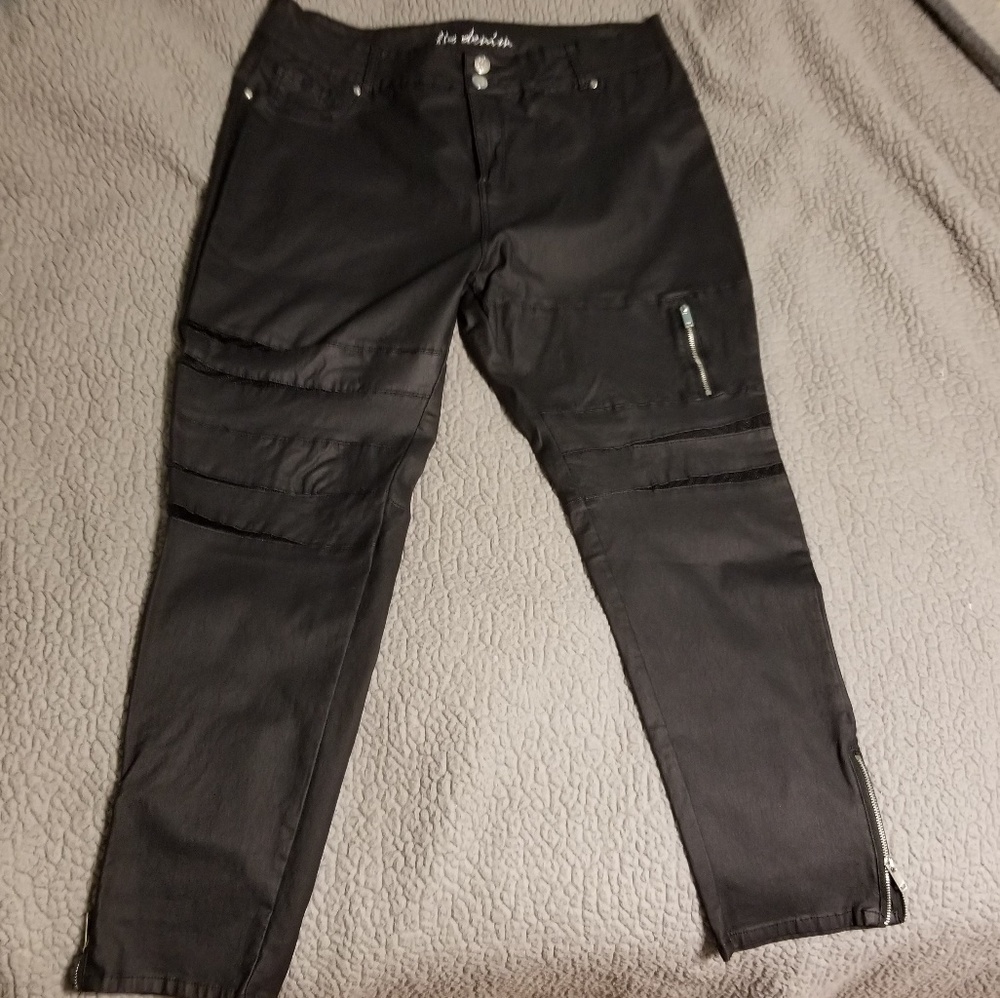 Black Pleather Zipper Mesh Skinny Jeans Plus